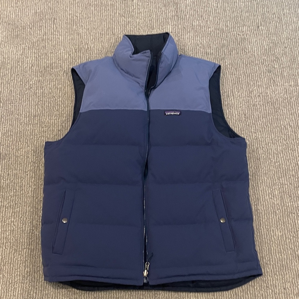 Patagonia Men's Two-Tone Blue Puffer Vest